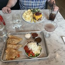 Jeffrey's Cafe - Great selection. Delicious food!