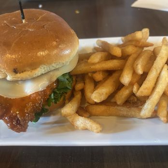 Bistro 221 - Spicy buffalo chicken sandwich so tasty! - American Near Me - Saint George, South Carolina