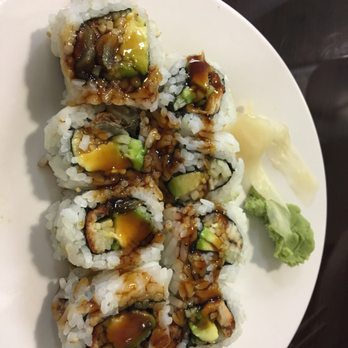 Avana Sushi - Eel avo maki - 8 small pieces for $5 - Japanese Near Me - Boston, Massachusetts