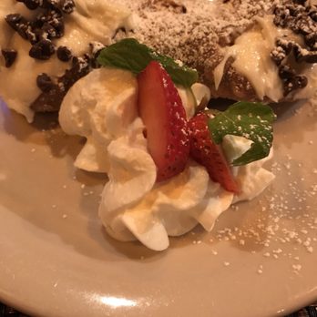 Cafe 2825 - Cannoli - Italian Near Me - Atlantic City, New Jersey