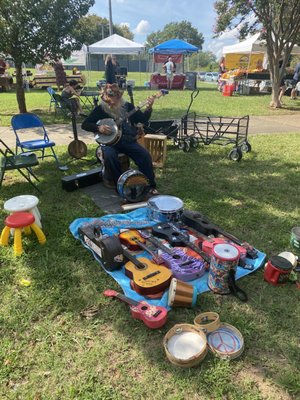 Birdhouse Farmers Market by null