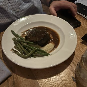 Ulele - Filet steak w/ Green Beans and Garlic mashed potatoes - New American Near Me - Tampa, Florida