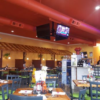 Los Comales - inside vibe - Cocktail Bars Near Me - Memphis, Tennessee Los Comales - inside vibe - Cocktail Bars Near Me - Memphis, Tennessee