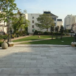 Norfolk Square