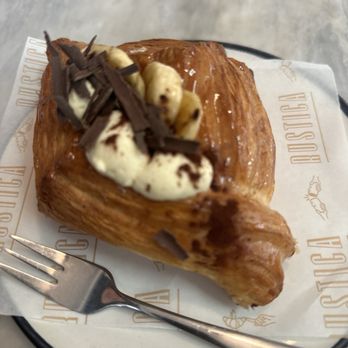 Rustica Sourdough Bakery - Restaurants Near Me - Fitzroy, VIC