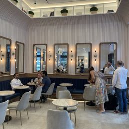 LE CAFE COFFEE - Updated September 2025 - 15 Photos & 12
