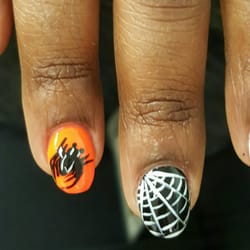 Cosmo Nail Bar