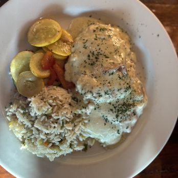 Henry's - Special chicken cordon blue; very good! - New American Near Me - Wilmington, North Carolina