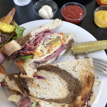 Mid-Mountain Lodge - The pastrami YUM - American Near Me - Park City, Utah