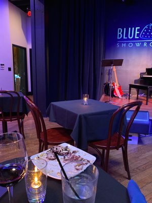 BLUE STRAWBERRY - Updated February 2026 - 77 Photos & 64 Reviews - 364 ...