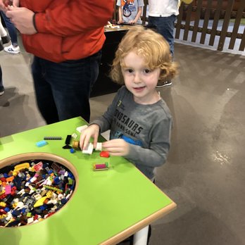 LEGO Discovery Center - Kids Activities Near Me - Atlanta, Georgia