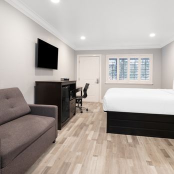 Aura Inn - Hotels Near Me - Monterey, California Aura Inn - Hotels Near Me - Monterey, California
