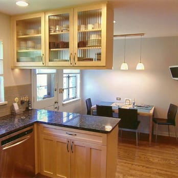 Edgebrook Construction - a kitchen and dining area - General Contractors Near Me - Chicago, Illinois Edgebrook Construction - a kitchen and dining area - General Contractors Near Me - Chicago, Illinois