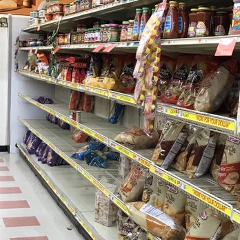 Market Basket - Yup, a sure sign it's Super Bowl weekend. ;) - Grocery Near Me - Epping, New Hampshire