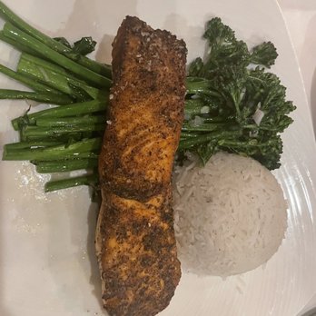Bobby Van's Steakhouse - Salmon - Steakhouses Near Me - Washington, DC, District of Columbia
