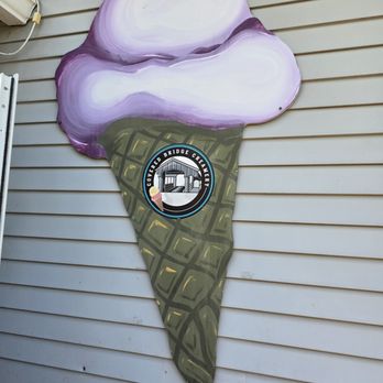 Covered Bridge Creamery - Coffee & Tea Near Me - Long Grove, Illinois