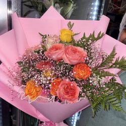 Harmony's Floral & Gifts - Flowers