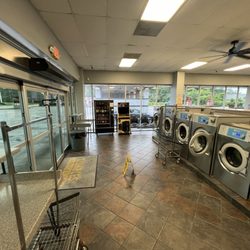 Tumbles Laundry Spa - Tumbles laundry