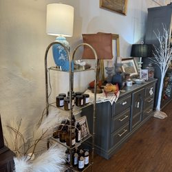 All kinds of home decor and many nice gifts