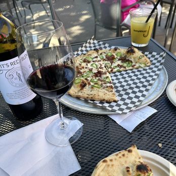 JosephJane Winery - Jalapeño popper pizza - Wineries Near Me - Roseburg, Oregon JosephJane Winery - Jalapeño popper pizza - Wineries Near Me - Roseburg, Oregon