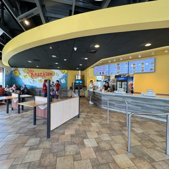 Yas Chicken - Interior - Waffles Near Me - Brockton, Massachusetts