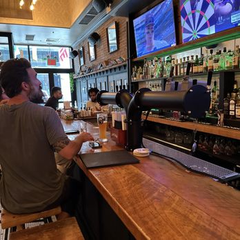 Long Acre Tavern - Sports Bars Near Me - New York, New York Long Acre Tavern - Sports Bars Near Me - New York, New York
