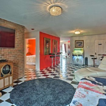 Presley's Penthouse - Vacation Rentals Near Me - Branson, Missouri