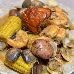 Cajun Boil Bar - A4 Signature & added a Lobster tail @ColumbusFoodDude