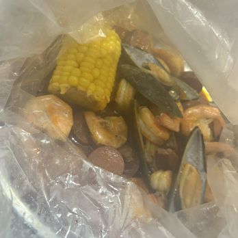 The Juicy Crab - Austell - Build your own Green Mussels, Headless Shrimp, sausage, corn and potato - Seafood Near Me - Austell, Georgia The Juicy Crab - Austell - Build your own Green Mussels, Headless Shrimp, sausage, corn and potato - Seafood Near Me - Austell, Georgia