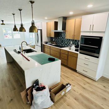 3D Building & Remodeling - Modern Kitchen Remodel - General Contractors Near Me - Largo, Florida 3D Building & Remodeling - Modern Kitchen Remodel - General Contractors Near Me - Largo, Florida