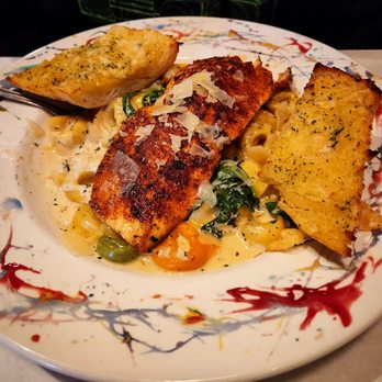 Silver Salmon Grille - Tortellini alfredo with blackened salmon - Seafood Near Me - Astoria, Oregon Silver Salmon Grille - Tortellini alfredo with blackened salmon - Seafood Near Me - Astoria, Oregon