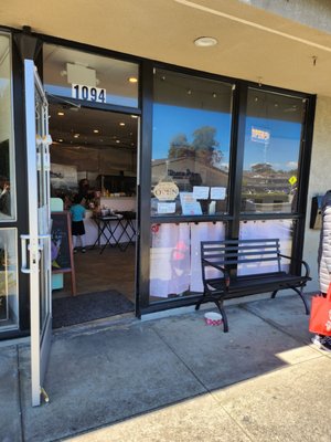 Jiro Cafe & Bakery by null