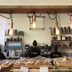 Caffe Monza - The interior