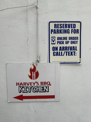 Harvey's BBQ Kitchen by null