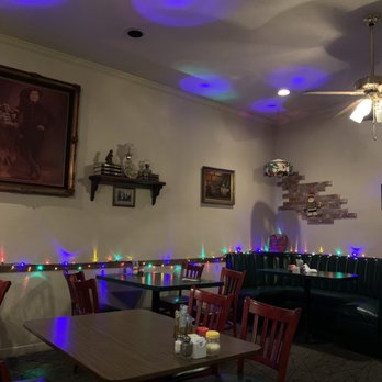 Mama Cozza's - Indoors. Quaint place. - Italian Near Me - Anaheim, California Mama Cozza's - Indoors. Quaint place. - Italian Near Me - Anaheim, California