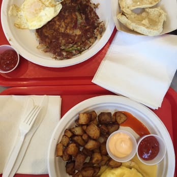 Market Lunch - Corned beef hash special (YUM) and crab cake Benedict (YUMMM). - New American Near Me - Washington, DC, District of Columbia Market Lunch - Corned beef hash special (YUM) and crab cake Benedict (YUMMM). - New American Near Me - Washington, DC, District of Columbia