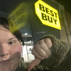 Best Buy Glen Allen - Boo