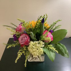 Westwood Gardens Flower Shop - Another side of the arrangement