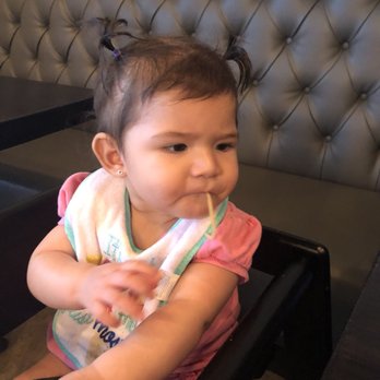 DaddyO's Pizza - Memorial - Baby eating spaghetti - Pizza Near Me - Houston, Texas DaddyO's Pizza - Memorial - Baby eating spaghetti - Pizza Near Me - Houston, Texas