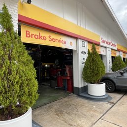 Exterior photo of Shell - Houston, Texas Exterior photo of Shell - Houston, Texas