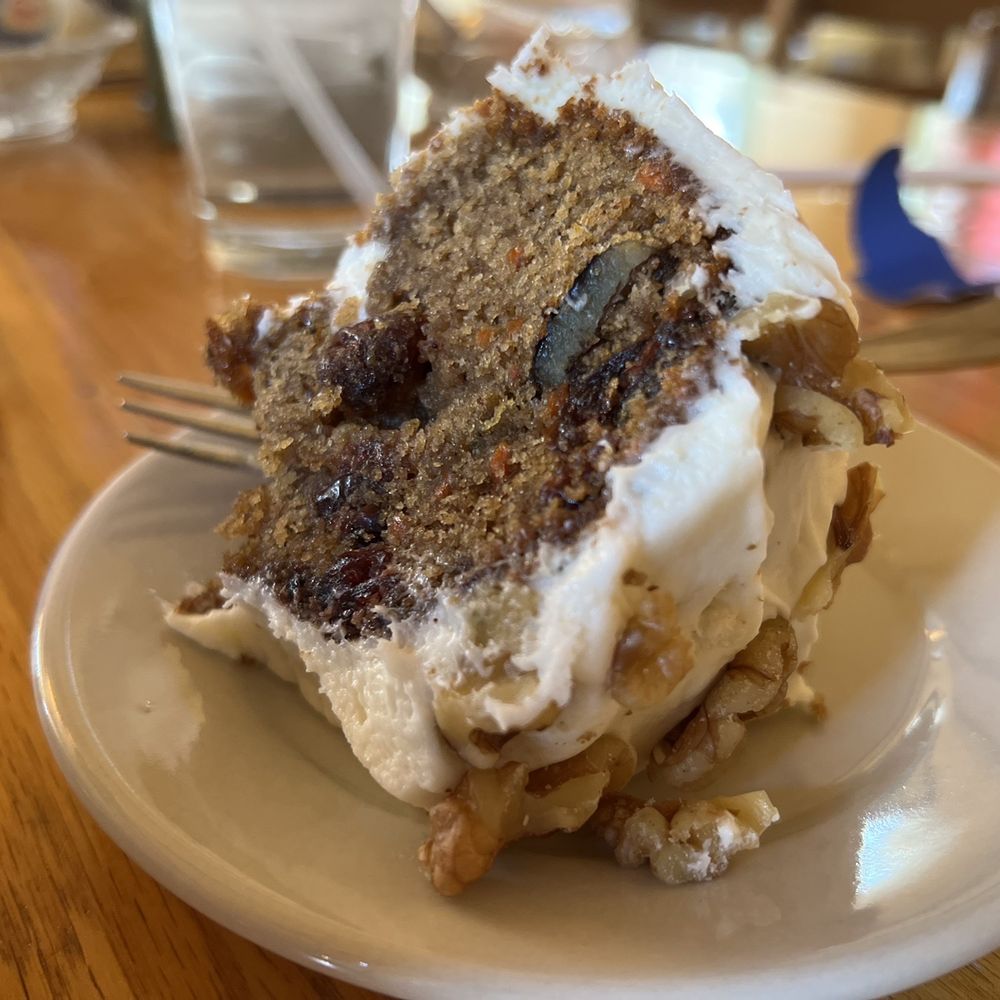 Backyard Bistro - American Near Me - Pipe Creek, Texas