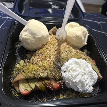 Sweets On Wheels - Crepa dubai with ice cream - Desserts Near Me - Huntington Park, California Sweets On Wheels - Crepa dubai with ice cream - Desserts Near Me - Huntington Park, California