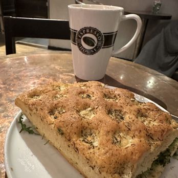 Espresso House - Foccachia m kylling og kaffe latte - Cafes Near Me - Trondheim, 16 Espresso House - Foccachia m kylling og kaffe latte - Cafes Near Me - Trondheim, 16