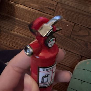 Friends NYC - lighter that burnt itself//bad quality items! - Accessories Near Me - Brooklyn, New York