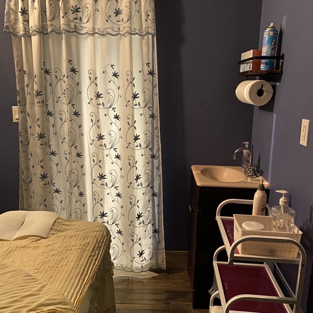 C Sea Spa - There is a curtain and sliding door for privacy - Day Spas Near Me - Summit, New Jersey C Sea Spa - There is a curtain and sliding door for privacy - Day Spas Near Me - Summit, New Jersey