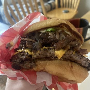Totos BBQ Express - Brisket Burger - Barbeque Near Me - Nashville, Tennessee Totos BBQ Express - Brisket Burger - Barbeque Near Me - Nashville, Tennessee