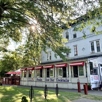 Mariner's Harbor - The place - Seafood Near Me - Kingston, New York