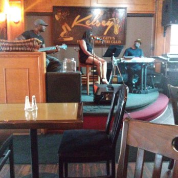 Kelsey's - This the set in which live performances take place. Chemistry a 3 piece quartet with a female vocalist took the set this night. - Soul Food Near Me - Atlantic City, New Jersey Kelsey's - This the set in which live performances take place. Chemistry a 3 piece quartet with a female vocalist took the set this night. - Soul Food Near Me - Atlantic City, New Jersey