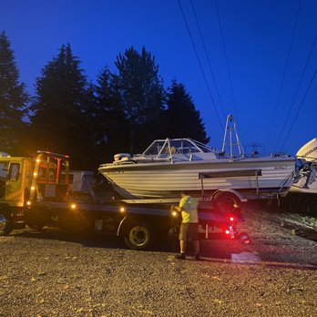Tow World Towing - Unloading - Towing Near Me - Renton, Washington Tow World Towing - Unloading - Towing Near Me - Renton, Washington