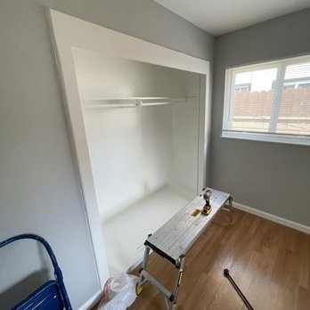 CA Shamrock - empty room with shelves and a ladder - Handyman Near Me - Santa Rosa , California CA Shamrock - empty room with shelves and a ladder - Handyman Near Me - Santa Rosa , California